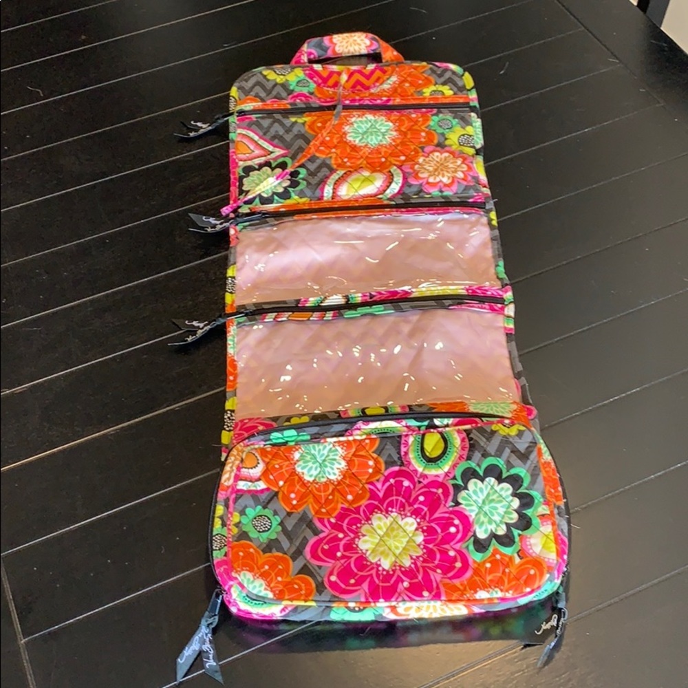 VERA BRADLEY Iconic Hanging Travel Organizer